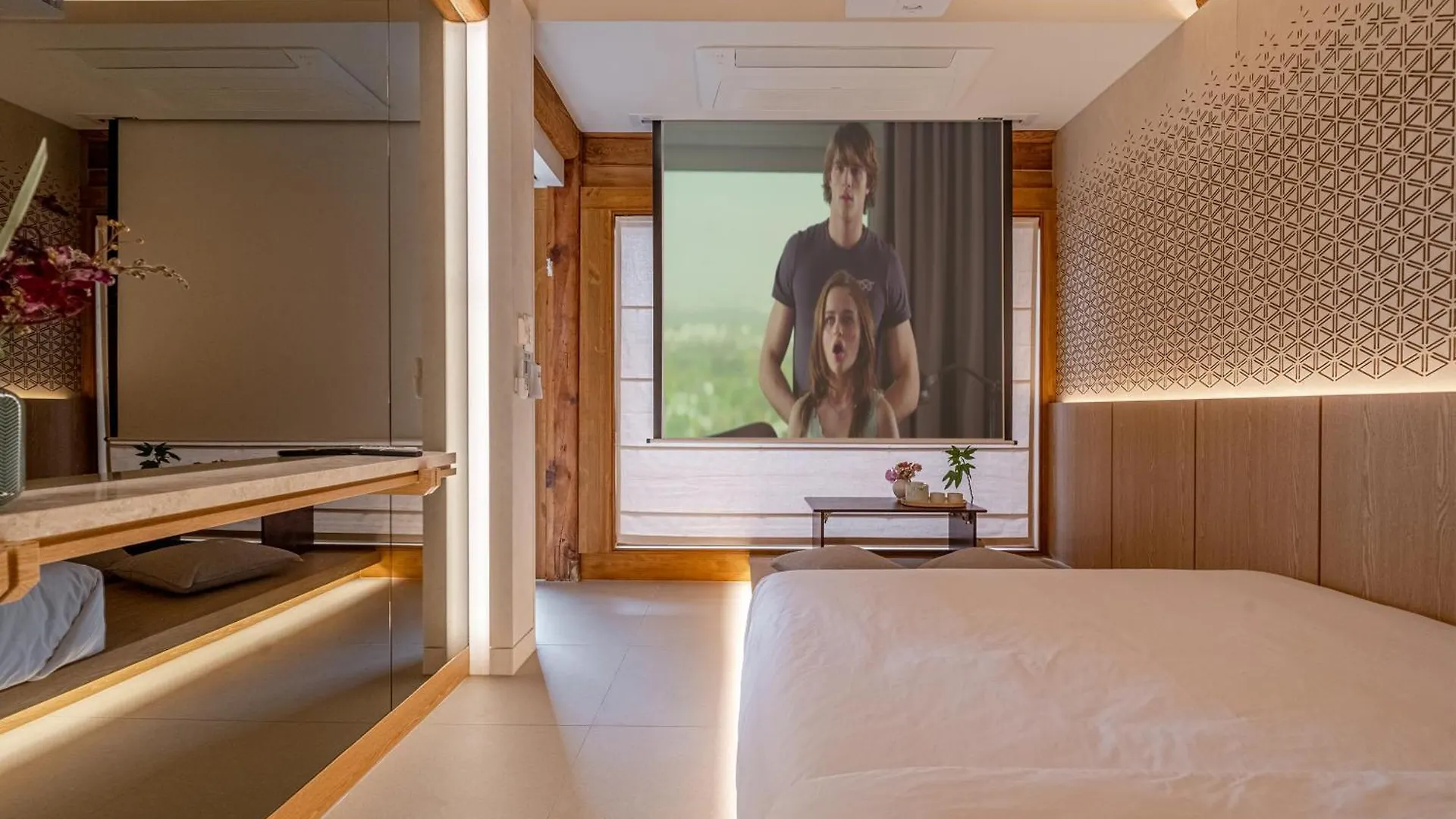 Seoul Premium Hanok Memorystay Hyoja